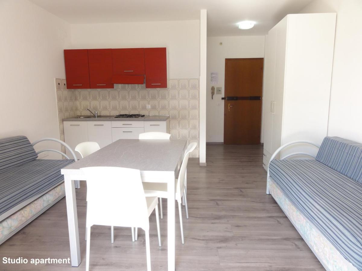 Sabrina - Appartamenti Bibione Kültér fotó